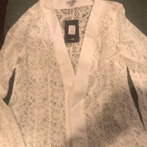 3 piece Laced Short Set Size Large